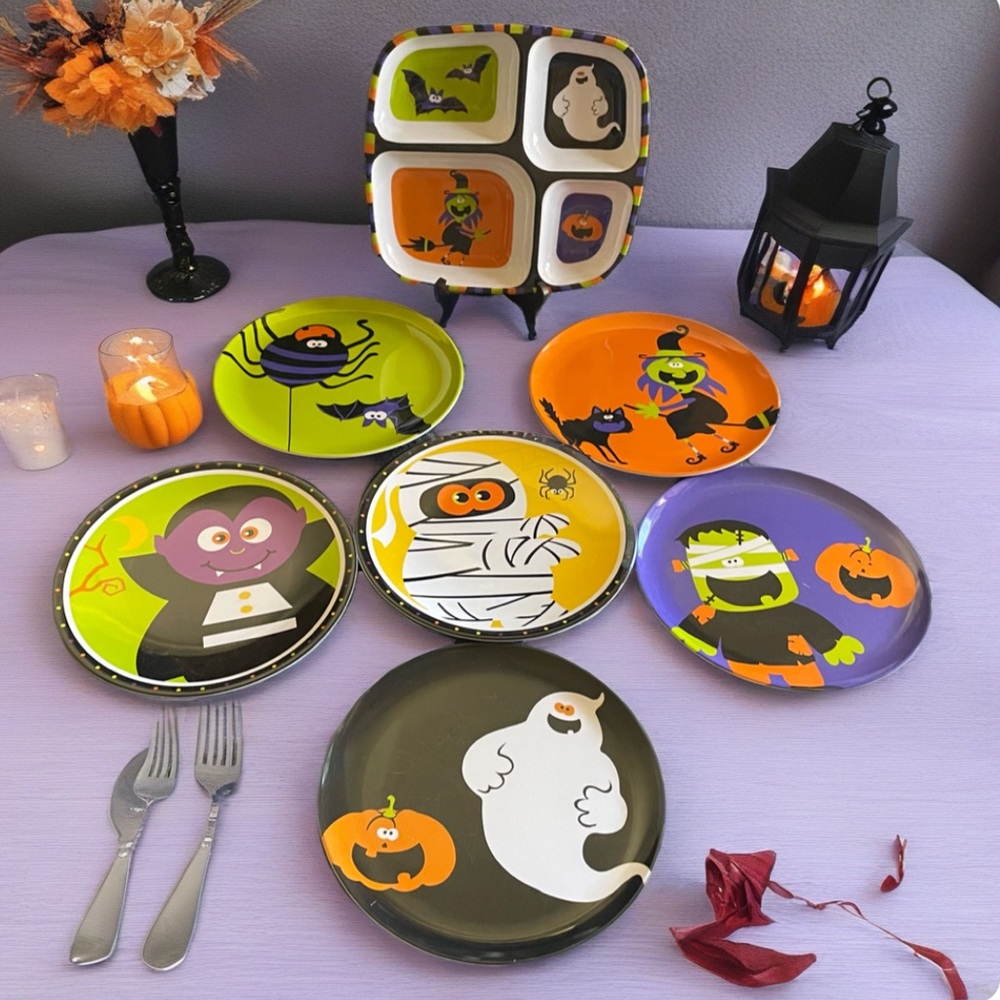 Zak Designs Halloween Melamine Plates Set 7pc Vintage Spooky Monsters Trays